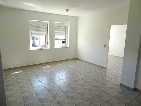 Sonnige Mietwohnung mit Carport-Stellplatz am ruhigen Stadtrand von Feldbach …! - Photo 2