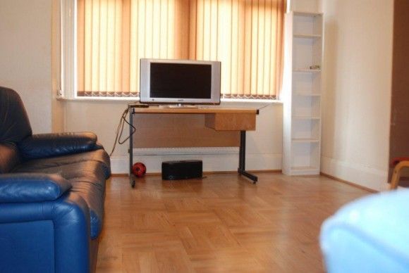 6 Bed - Rokeby Gardens, Leeds, Ls6 - Photo 1