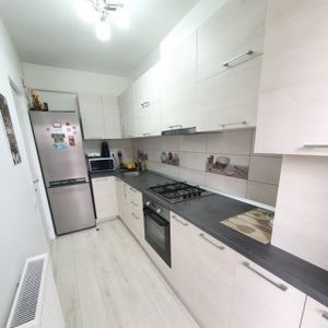 Garsoniera de inchiriat in zona Piata Muncii - Photo 2