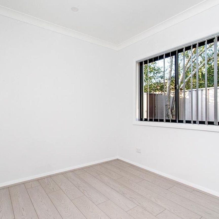 Modern Comfort in a Quiet South Penrith Setting - Photo 1