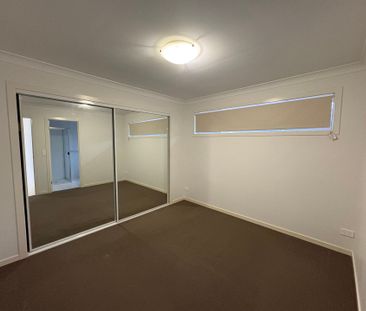 Easy Living in Glenvale – 3 Bed, 2 Bath Unit - Photo 1
