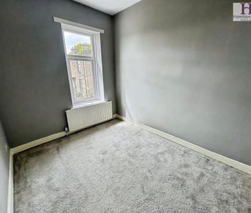 2 bedroom end of terrace house to rent - Photo 5