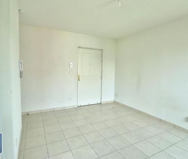 Location Appartement 1 pièce 25m² ST PRIEST EN JAREZ 42270 - Photo 3