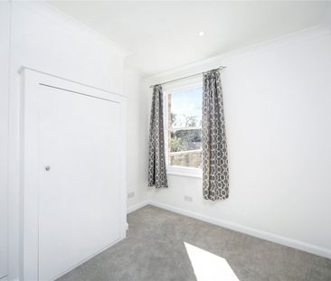 New Road, Weybridge, KT13 - Photo 2