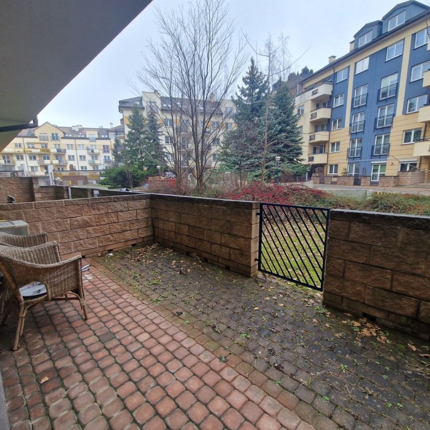 Dwa pokoje z dużym tarasem Kabaty - Photo 1