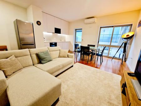 Rua Doutor Alves da Veiga, Porto, Braga 4000-225 - Photo 2