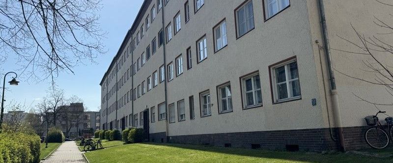 Reinkommen und Wohlfühlen: Frisch sanierte 2-Zimmer-Wohnung in ruhiger Lage - Photo 1