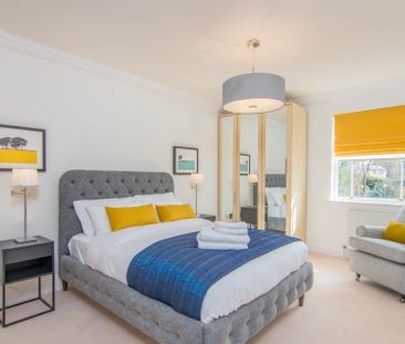 Thorpe Road, Peterborough - Photo 1