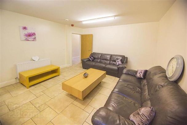 Room 3, 24 Magdala Street, Belfast, BT7 1PU - Photo 1
