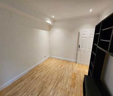 3 Bed Semi-Detached House, Gilsland Road, CR7 - Photo 6