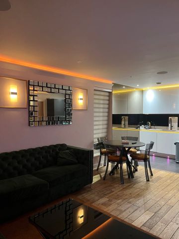 2 Bed Flat, Eltringham Street, SW18 - Photo 2