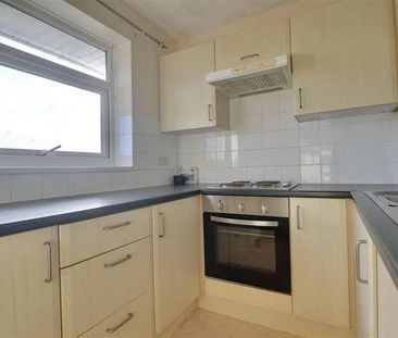 Gordon Road, Gosport, PO12 - Photo 4