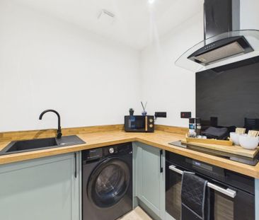 1 bedroom flat to rent - Photo 5