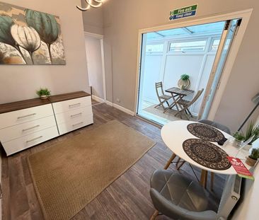 Room For Rent 121, Powerscourt Road, Portsmouth - Photo 1