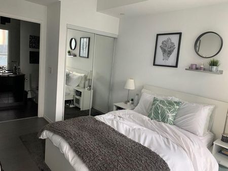 For Lease - 70 Temperance Street Unit# 4211, Toronto, Ontario - Photo 4