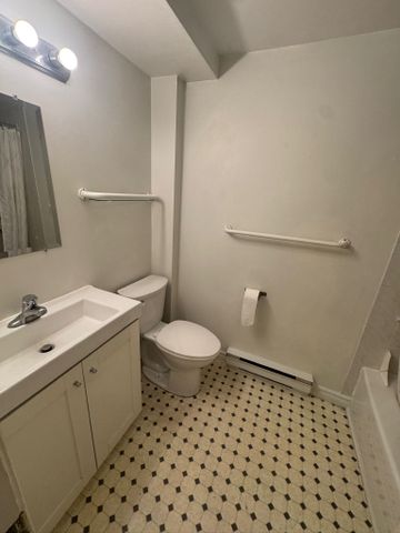 For Lease - 223 Evelyn Avenue Unit# 6, Toronto, Ontario - Photo 4