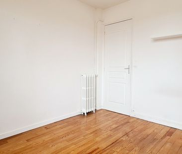 Location Appartement 4 pièces 64m² EVREUX 27000 - Photo 4