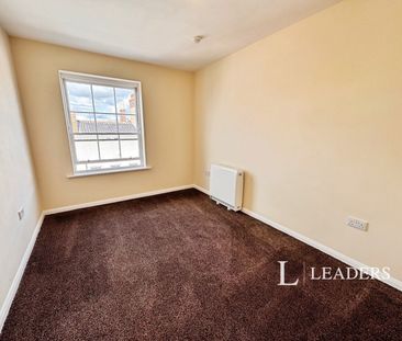 2 bedroom apartment to rent King Street, Great Yarmouth, Norfolk, NR30 - Photo 4