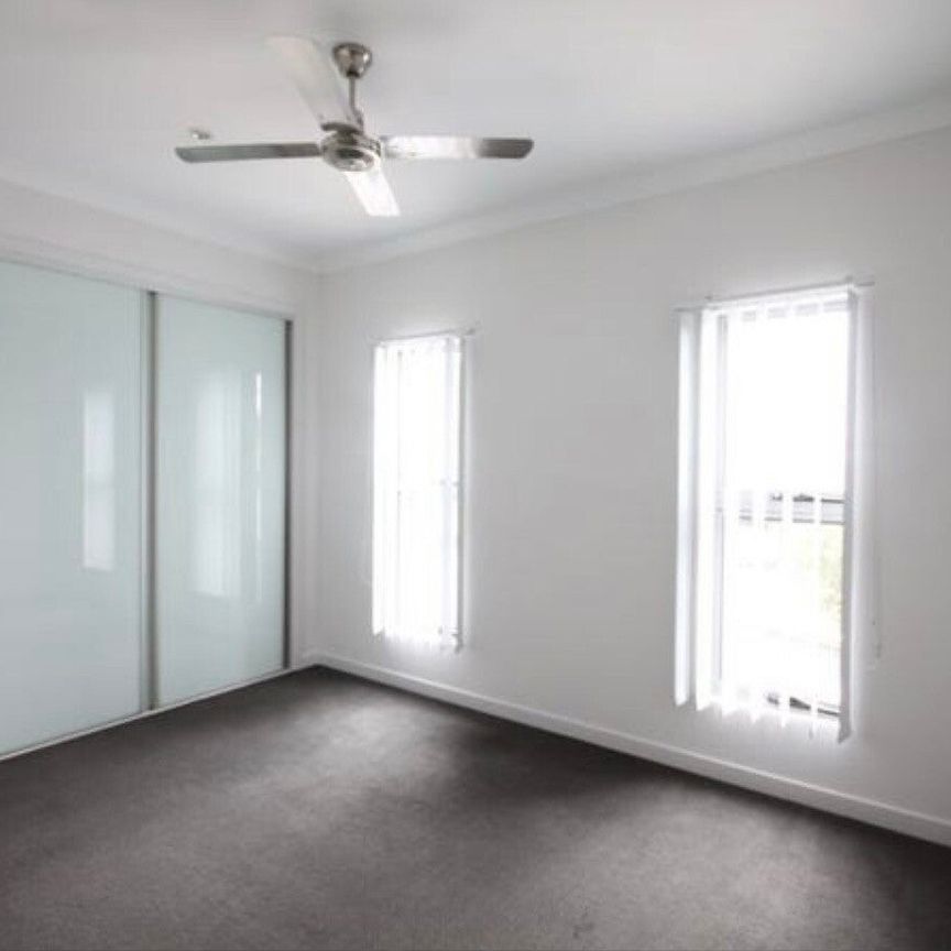 Enoggera - Photo 1