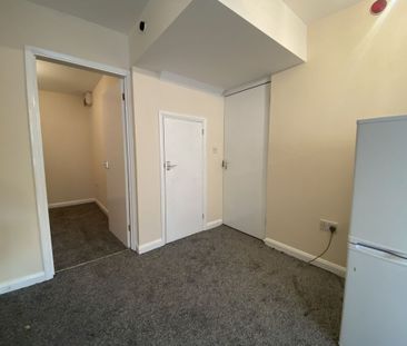 1 Bedroom Flat - Photo 5