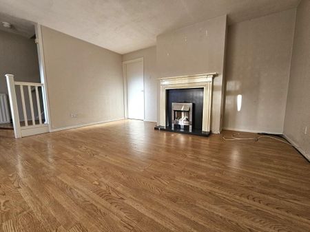 2 Corbally Avenue, Parkhall, Antrim, BT41 1EF - Photo 2