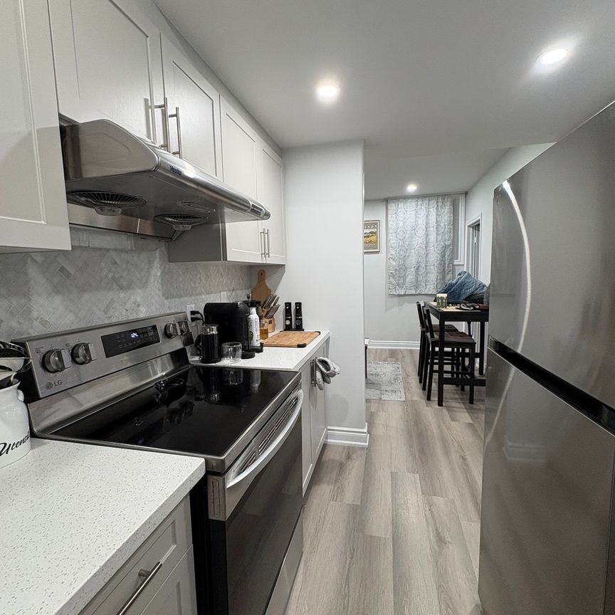 2-12 Erie Crt, Amherstview, ON K7N 0E3 - Photo 1