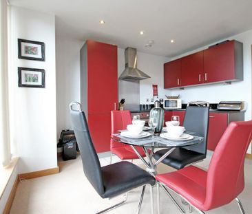 2 bedroom flat to rent - Photo 3
