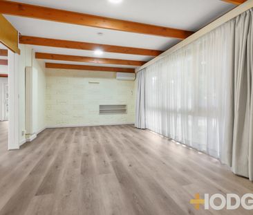 Perfect Location in Beaumaris - Photo 1