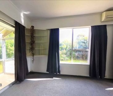 Waikanae - 3 Bedrooms - Photo 3
