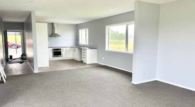 Your new home awaits! - Photo 1