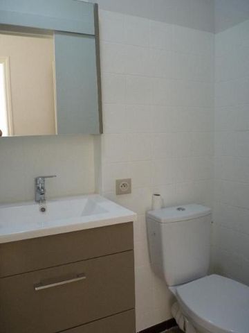 Location Appartement 2 pièces 37m² ST LAURENT DE LA SALANQUE 66250 - Photo 3