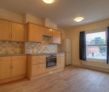 2 BED Apartment To rent - Photo 5