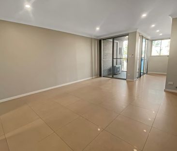 1 Bedroom Apartment - 20% below market rent - Photo 6