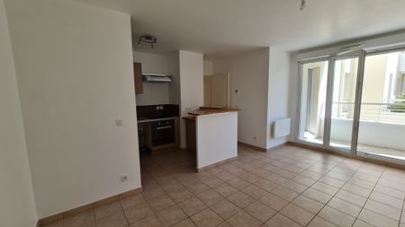 Location Appartement 2 pièces 41m² MASSY 91300 - Photo 3