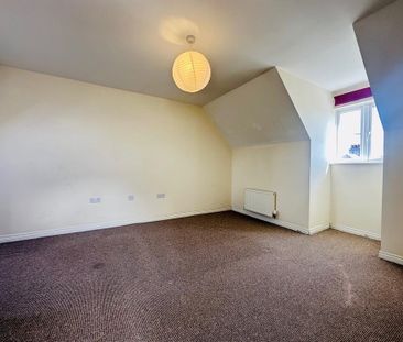 3 bedroom end of terrace house to rent - Photo 1