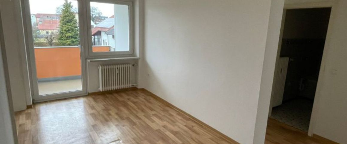 Mietwohnung in Landau a.d.Isar - Geräumige 4-Zimmer-Wohnung in Landau an der Isar – Ruhige Lage - Foto 1