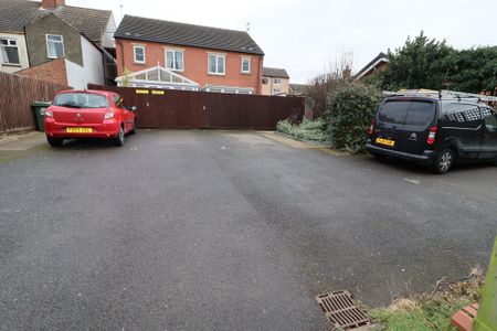 1 bedroom terraced house to rent - Photo 4