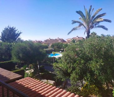 Alquiler de chalet adosado en La Alcaidesa - Photo 6