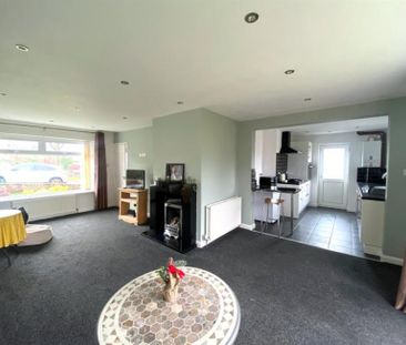 3 Bedroom Semi Detached To Let - Photo 1