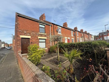 2 bedroom terraced house to rent - Photo 3
