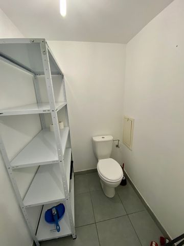 Location Appartement 1 pièce 44m² - Photo 5