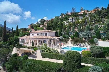 Location sur la Côte d'Azur d'une villa à Théoule sur mer - Photo 4