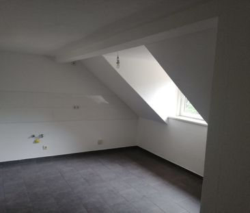 Hinein in die gute Stube. 3 Zimmer Dachgeschoss - Foto 2