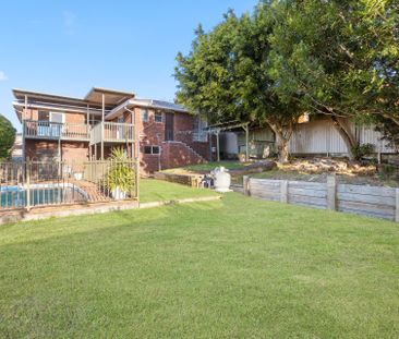 Idyllic Family Home - Photo 6