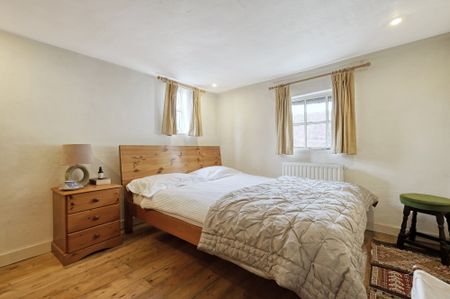 Three-Bedrooms Detached House - Photo 5