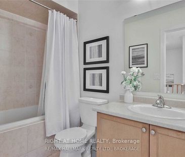 For Lease - 137 Windrow Street, Richmond Hill, Ontario - Photo 6