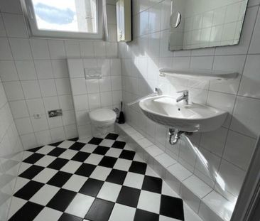 Schöne 2 Zimmerwohnung, zentral gelegen in der Zollstraße - Photo 5