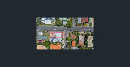 Perfect Location in the Heart of Auchenflower! - Photo 5