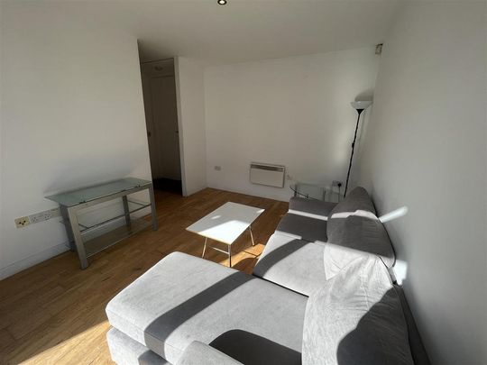 1 bedroom apartment to rent - Photo 1
