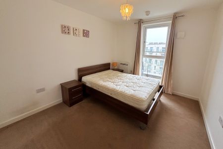 Nankeville Court, Woking, Surrey, GU22 - Photo 4